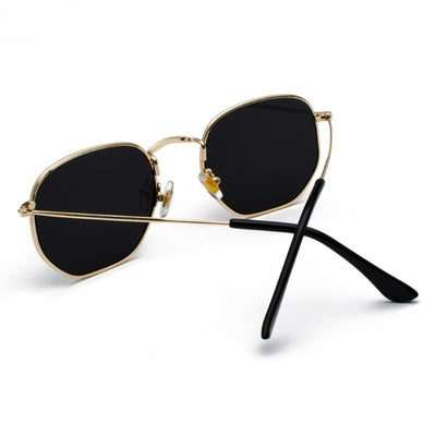 2021 Vintage Square Metal Frame Sunglasses: Classic Retro Eyewear